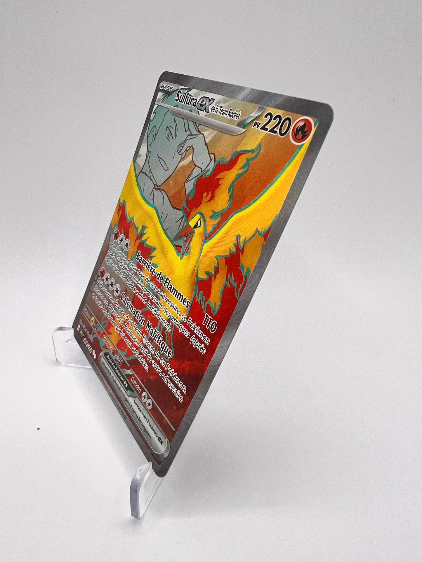 Sulfura Ex de la Team Rocket 208/182