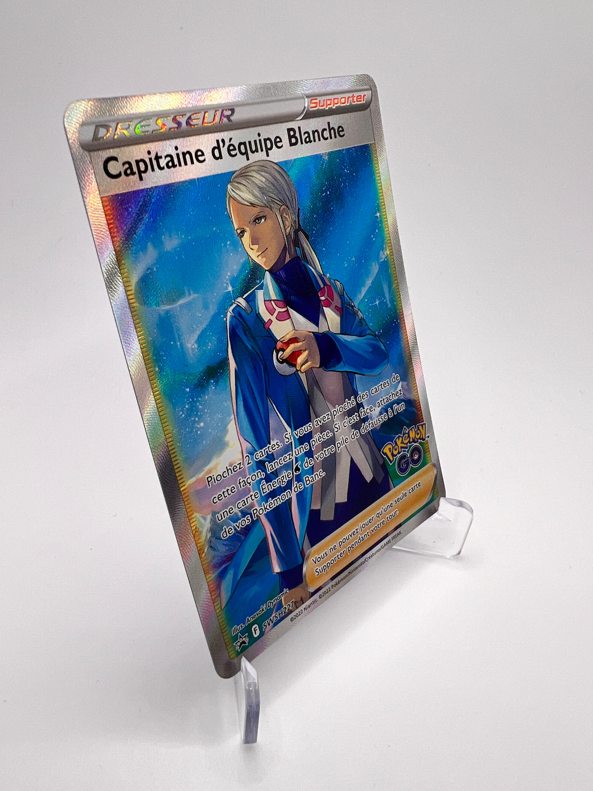 Capitaine D'équipe Blanche SWSH227 - Black Star