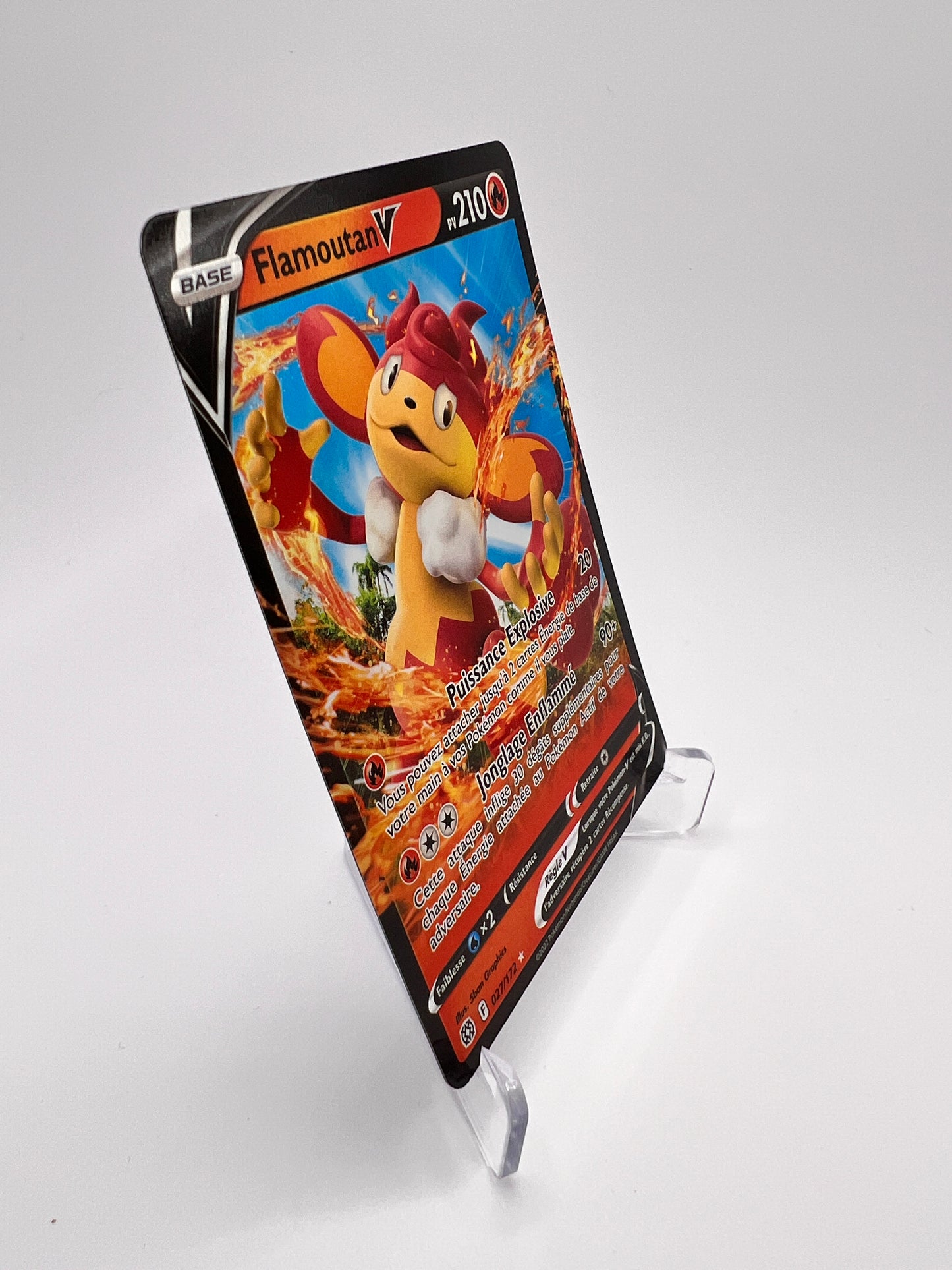 Flamoutan V 027/172 - Stars Étincelantes – Stars Etincelantes – Carte Pokémon Holo Rare V