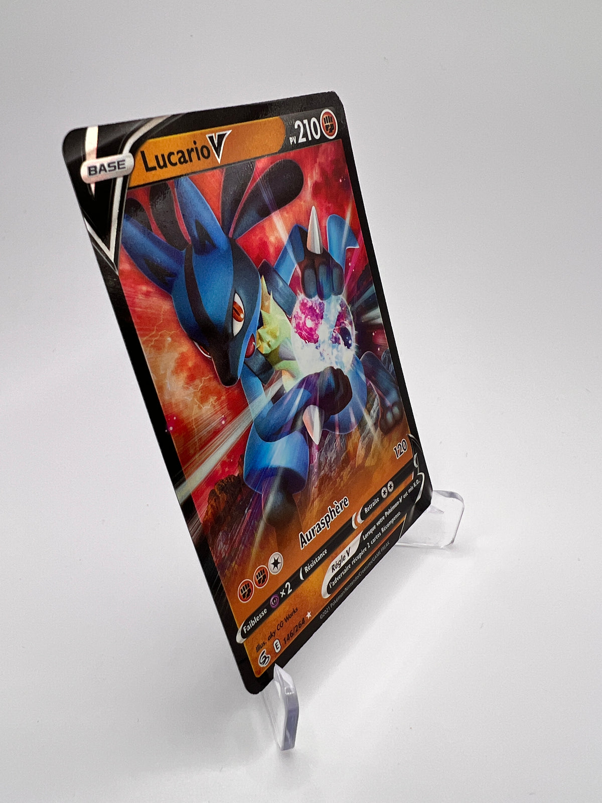 Lucario V 146/264