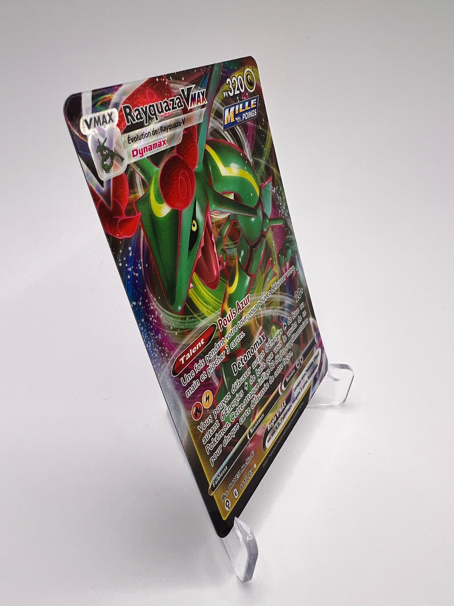 Rayquaza VMAX 111/203 - Evolution Celeste