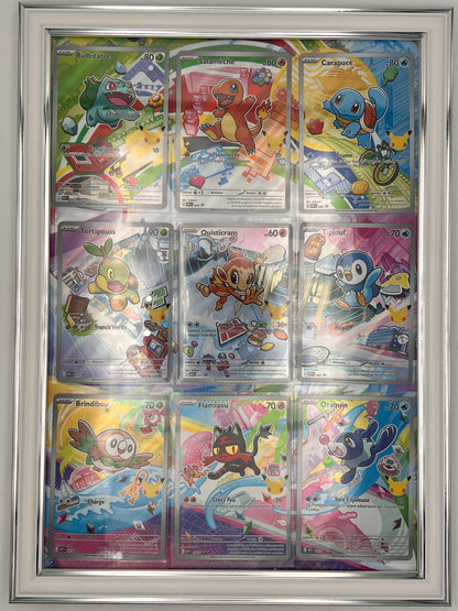 Starter Pokémon First Partner – Set Complet 9 Cartes Promo Illustration Rare – Kanto Sinnoh Alola – Encadré Noir ou Blanc – NM – Carte Pokémon
