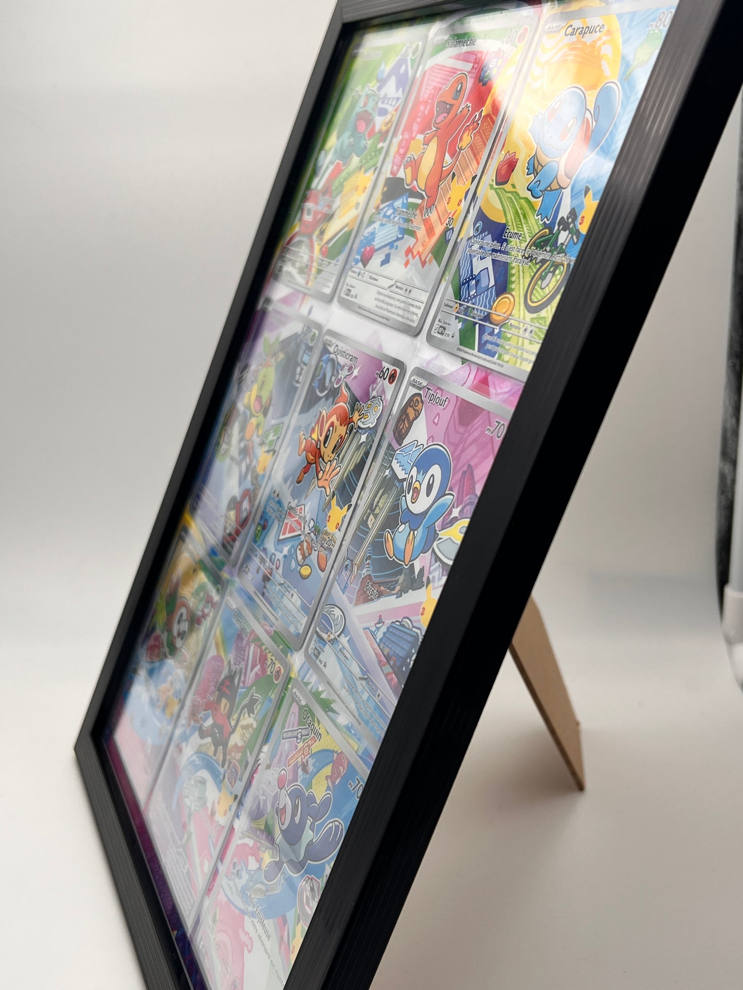 Starter Pokémon First Partner – Set Complet 9 Cartes Promo Illustration Rare – Kanto Sinnoh Alola – Encadré Noir ou Blanc – NM – Carte Pokémon