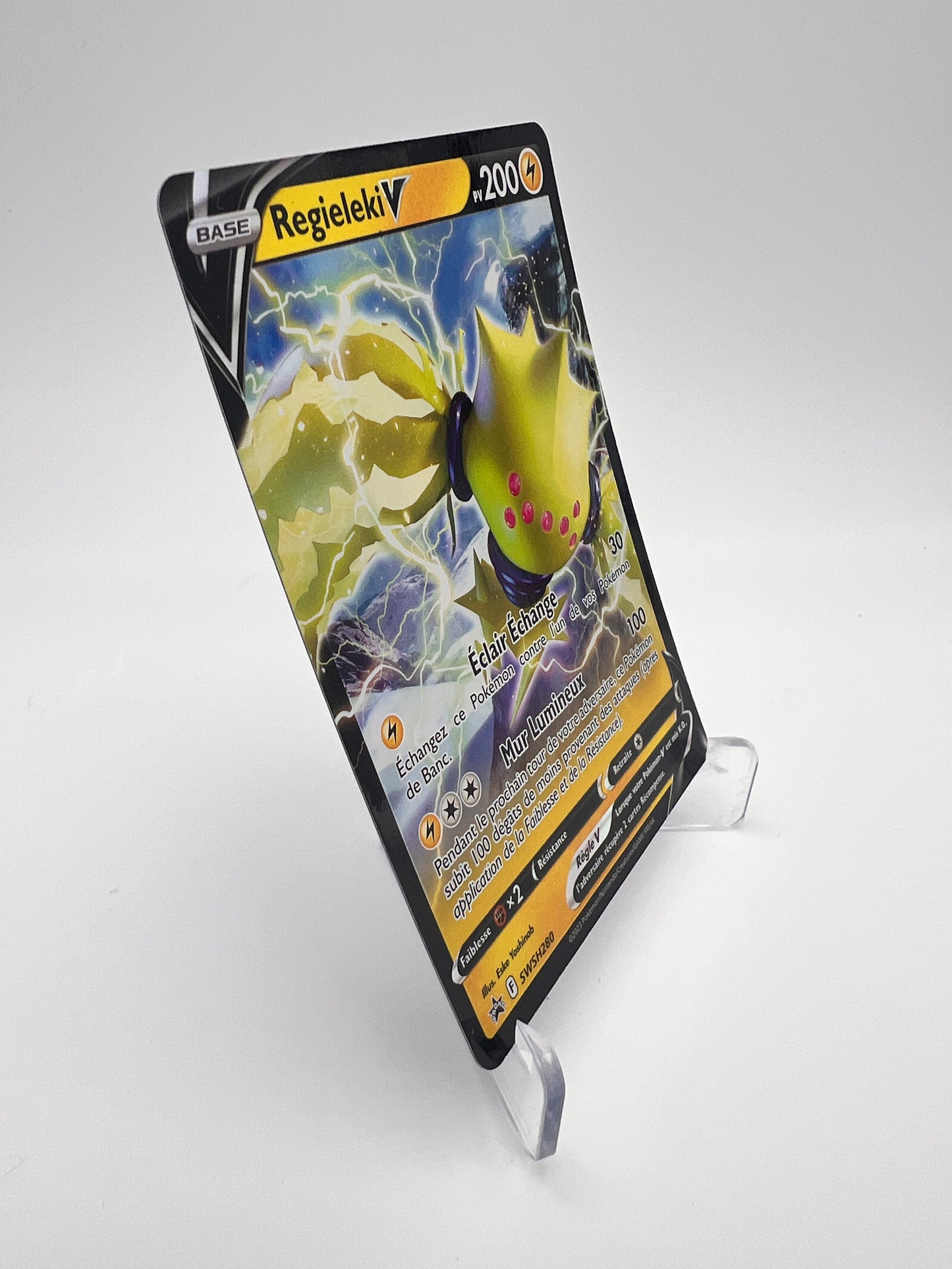 Regieleki V SWSH280 – Promo Black Star Épée et Bouclier – FR – Near Mint – Carte Pokémon