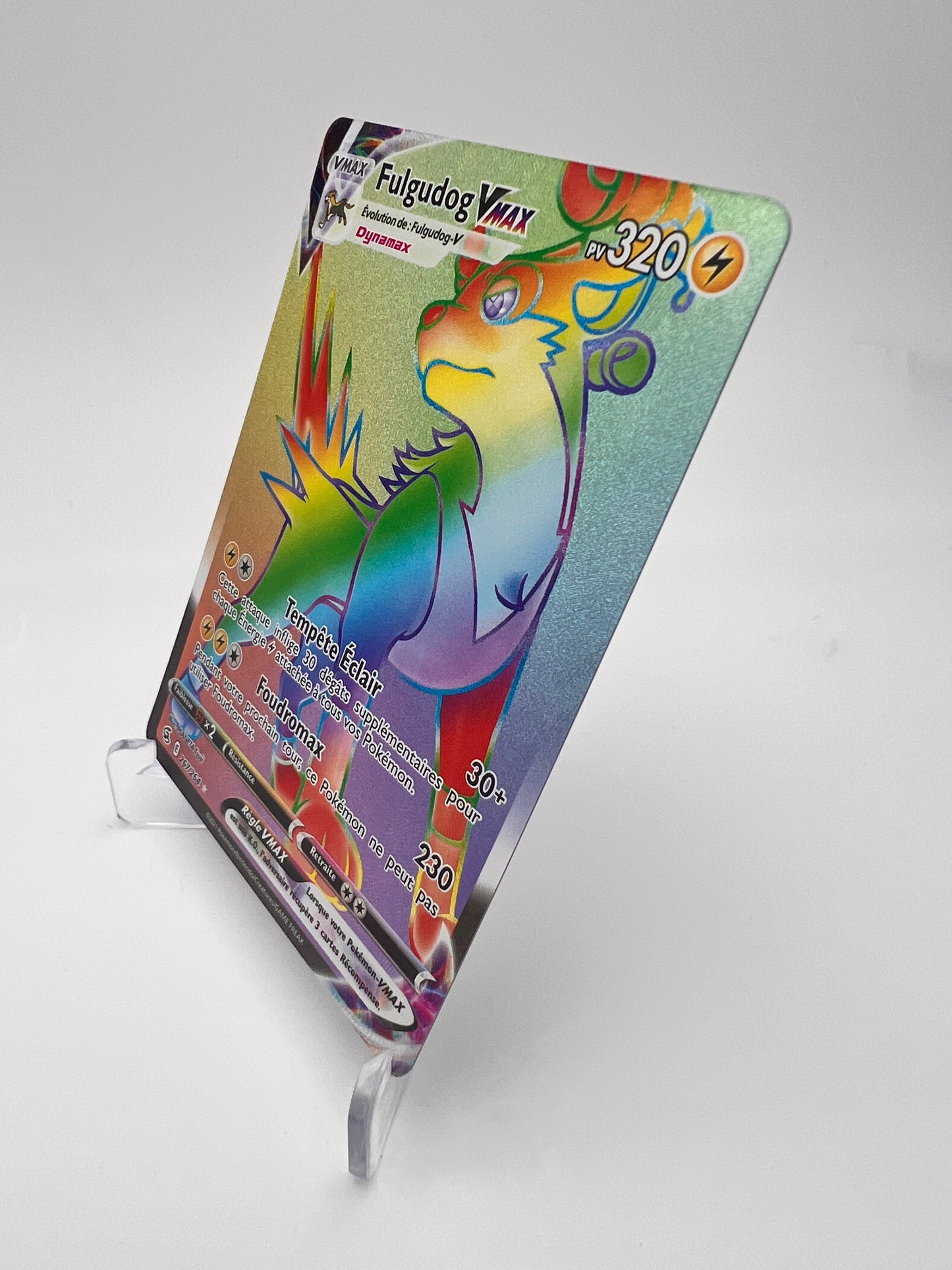 Fulgudog VMAX 267/264 – Poing de Fusion – FR – Rainbow Rare – Near Mint