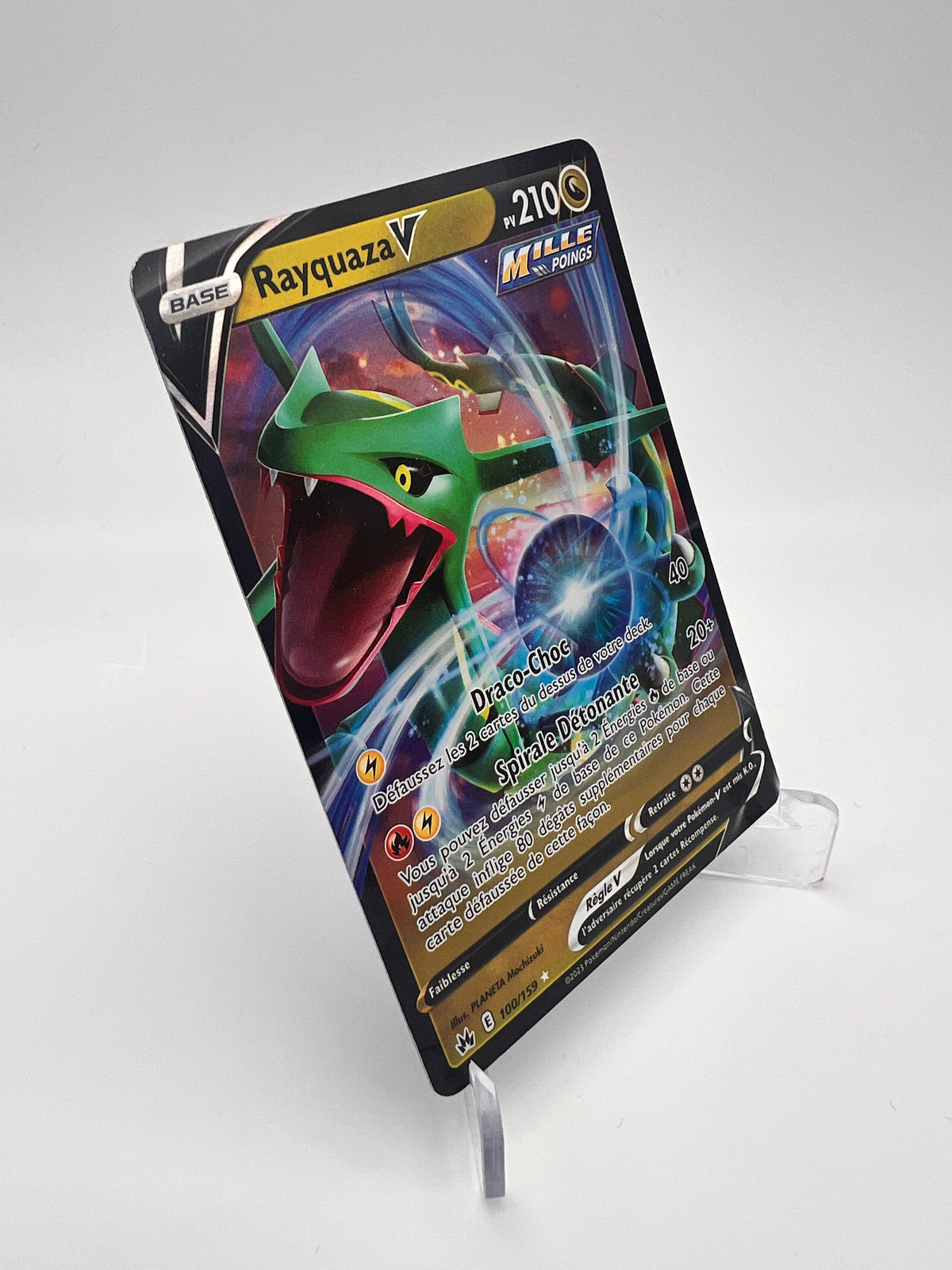 Rayquaza V 100/159 – Mille Poings – FR – Très Bien