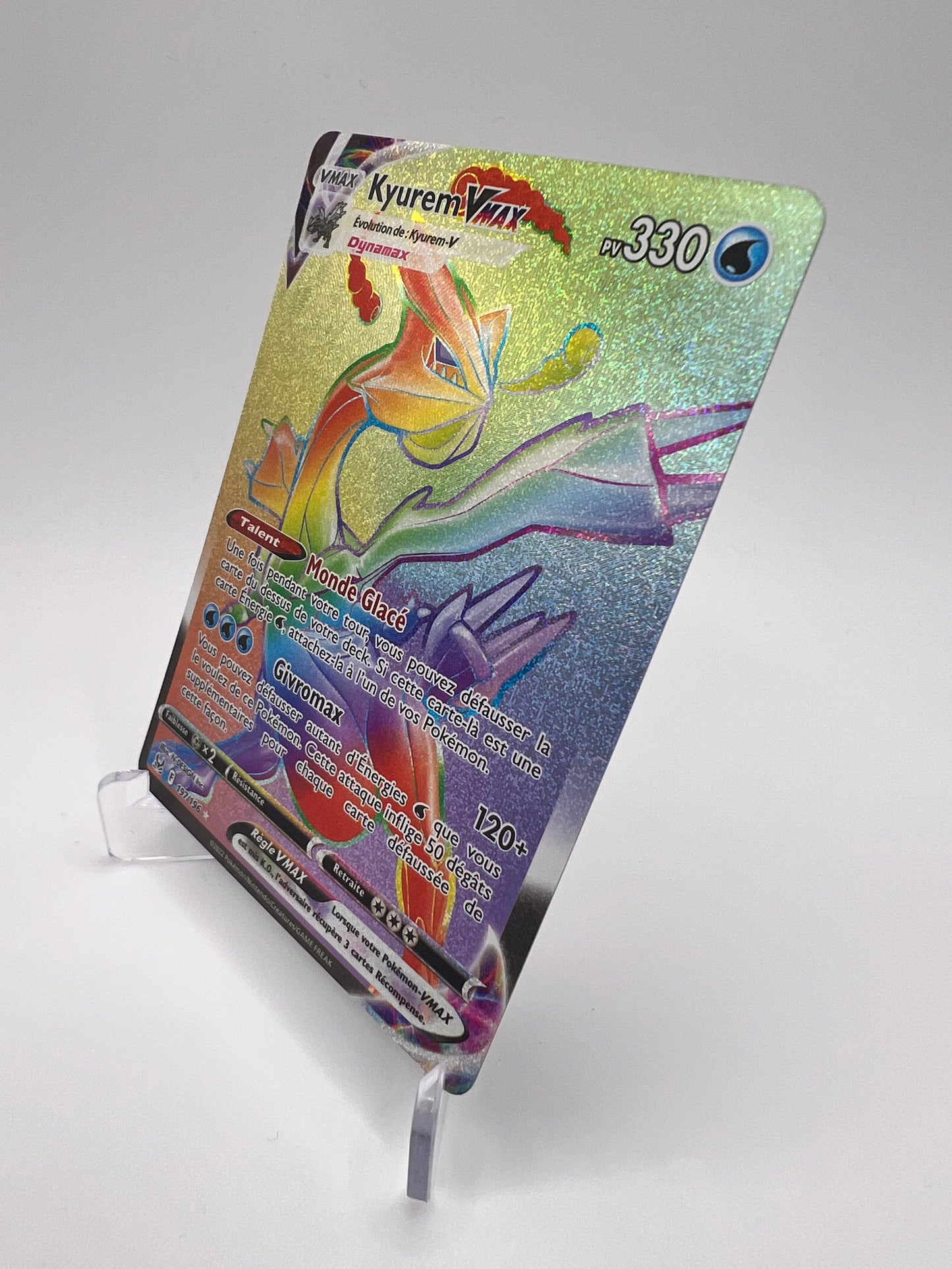 Kyurem Vmax 197/196