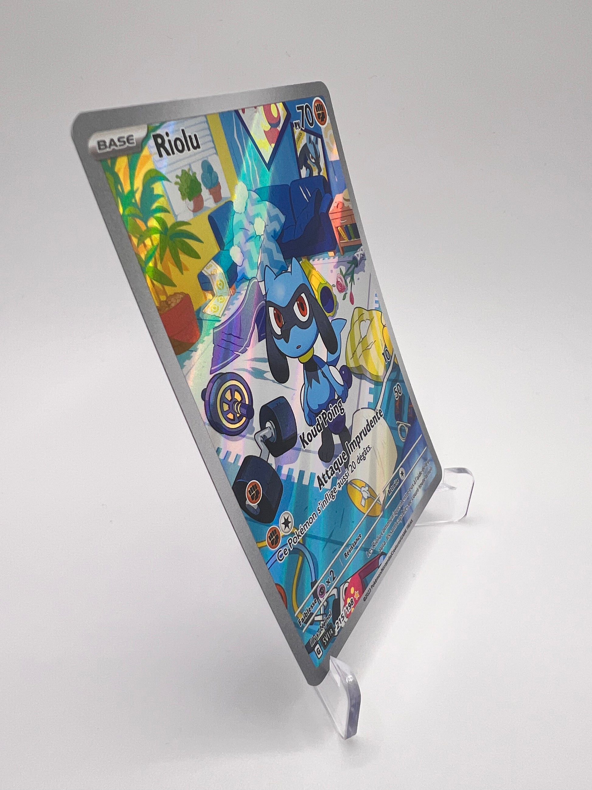 Riolu 215/198 Pikadi Collect