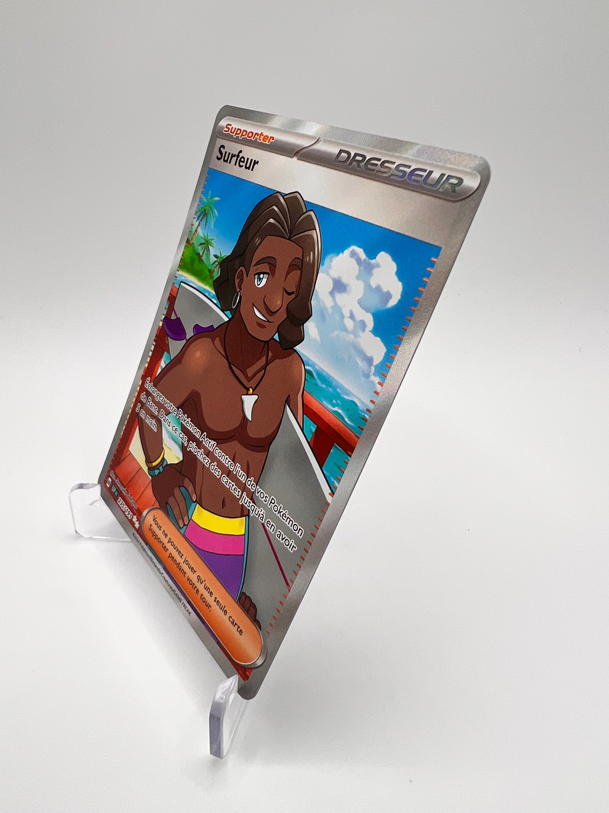Surfeur 235/191 Pikadi Collect